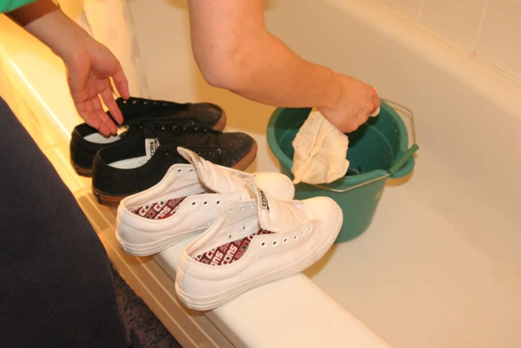 dezynfekcja butów na grzybicę stóp